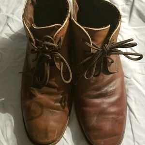 Chukka boots